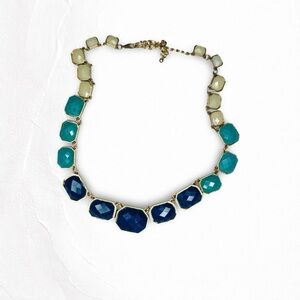 5154u. Plastic Blue and Green Necklace